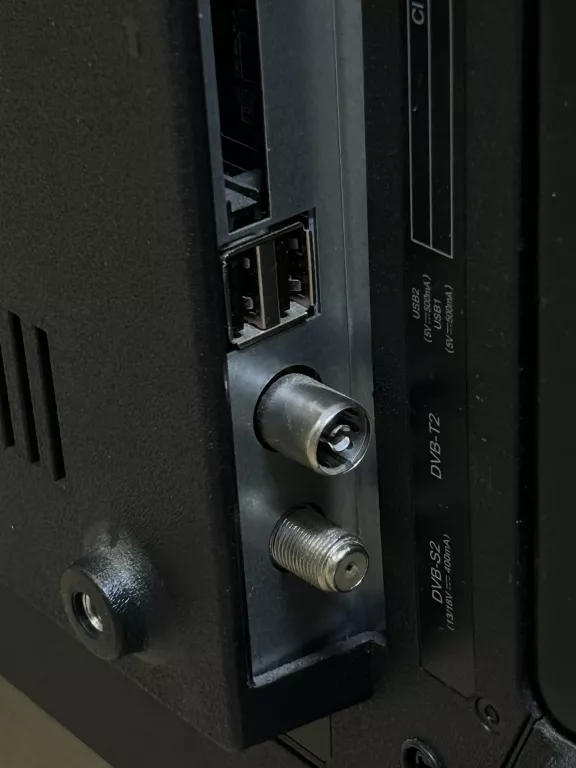 telewizor-kiano-slim-tv-40-smart-tv-super-stan-typ-telewizora-211486-250142