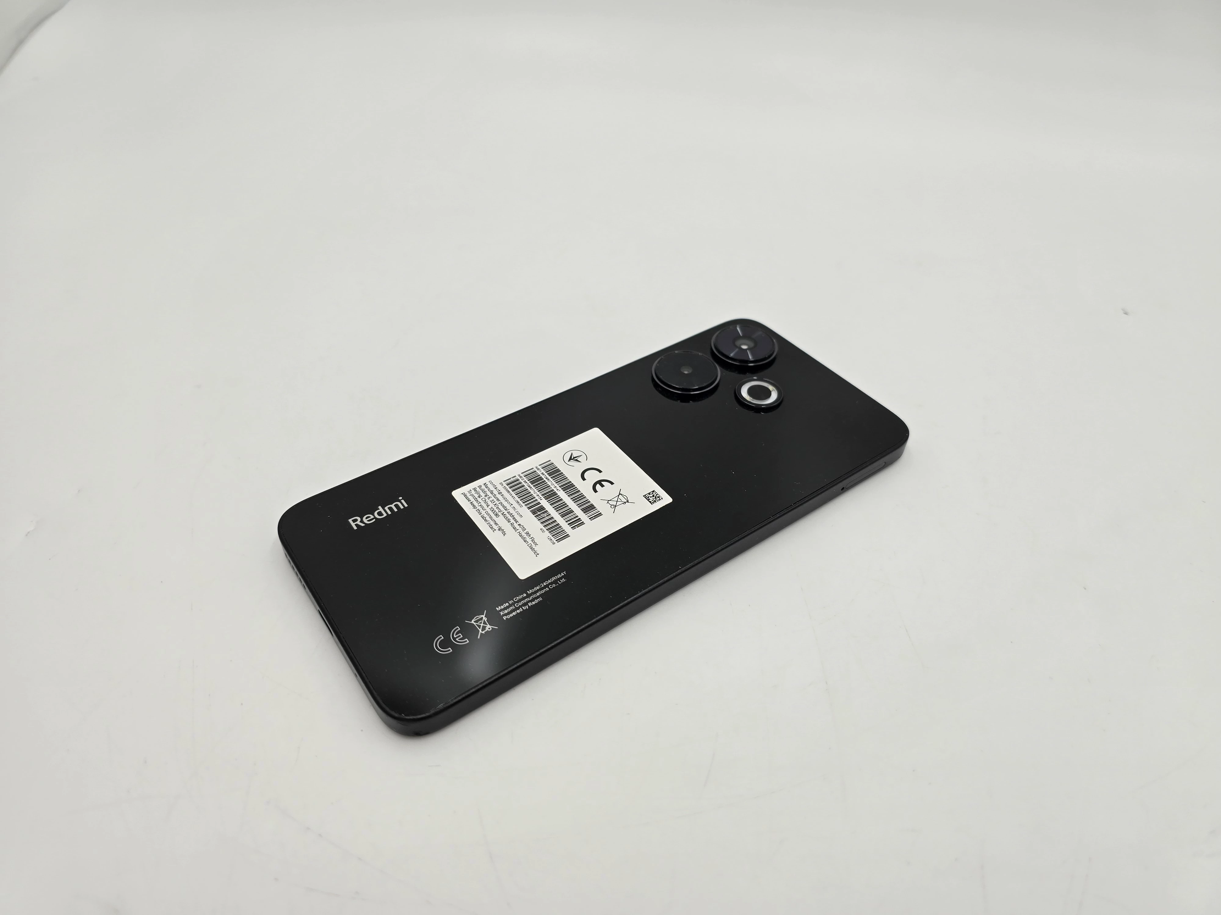 telefon-xiaomi-redmi-13-solo-przekatna-ekranu-667