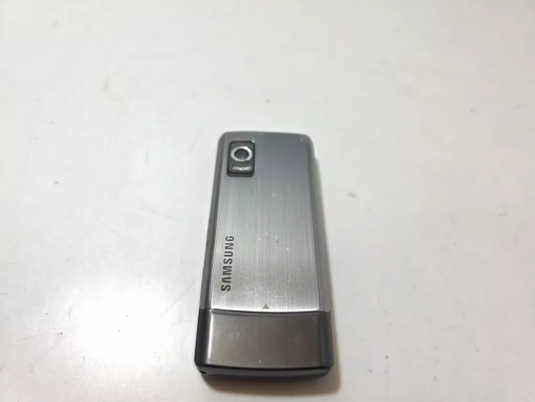 TELEFON SAMSUNG SGH-L700 +ŁADOWARKA