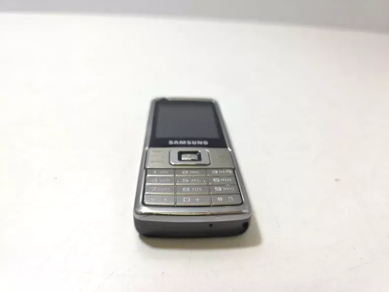 TELEFON SAMSUNG SGH-L700 +ŁADOWARKA