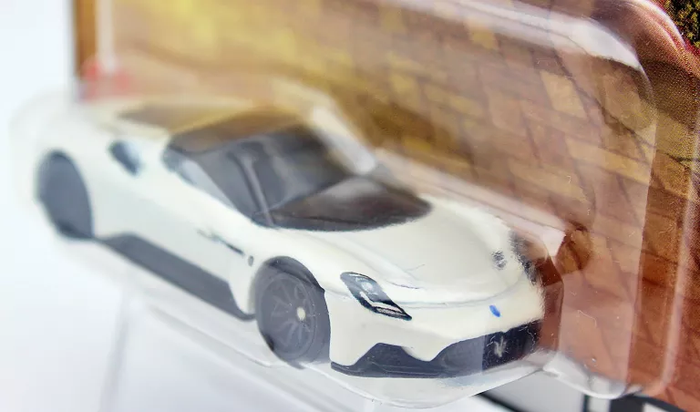 autko-hot-wheels-premium-boulevard-maserati-mc20-127-gjt68-rodzaj-pojazdu-250388-1890619