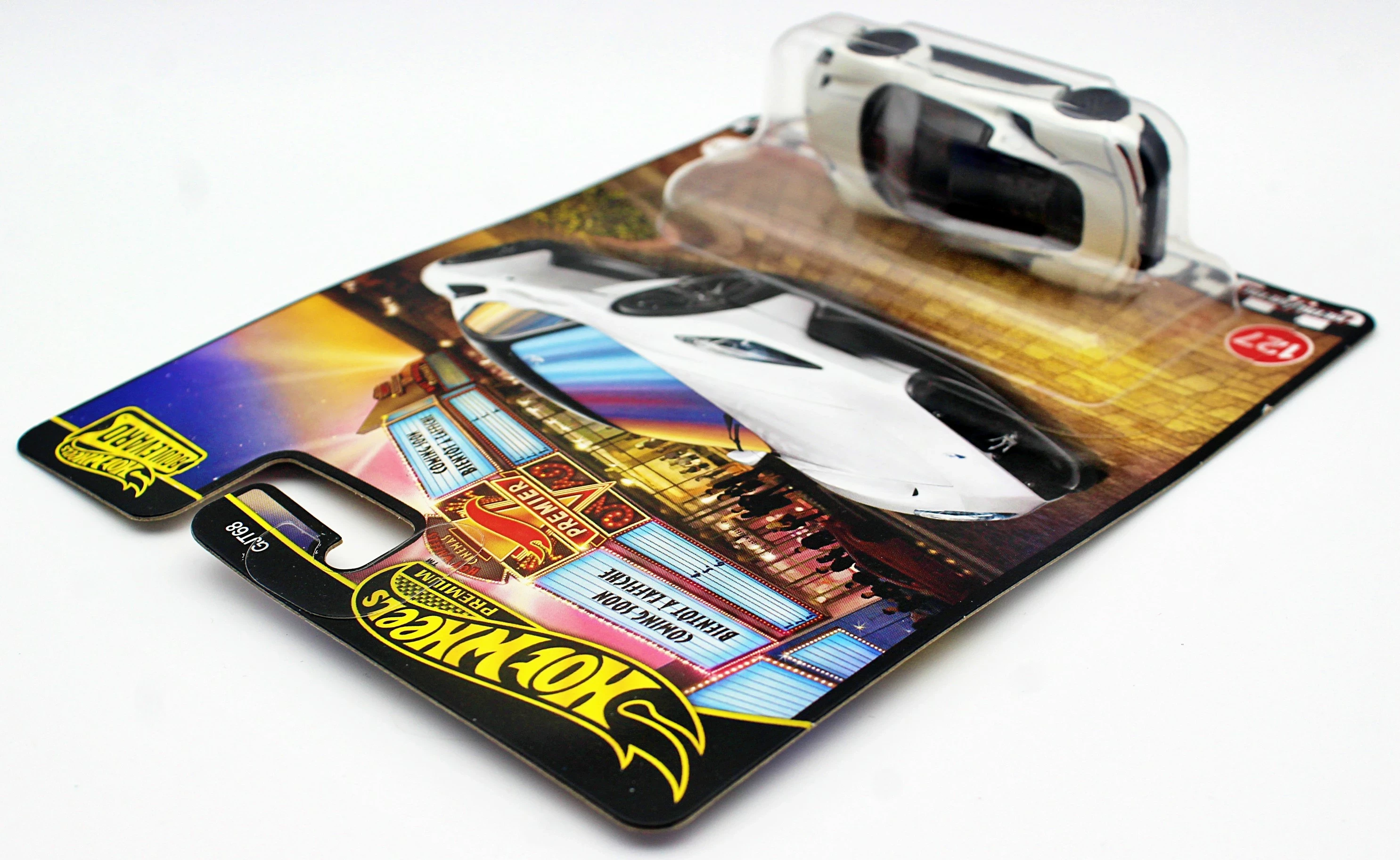 autko-hot-wheels-premium-boulevard-maserati-mc20-127-gjt68-material-18136-32