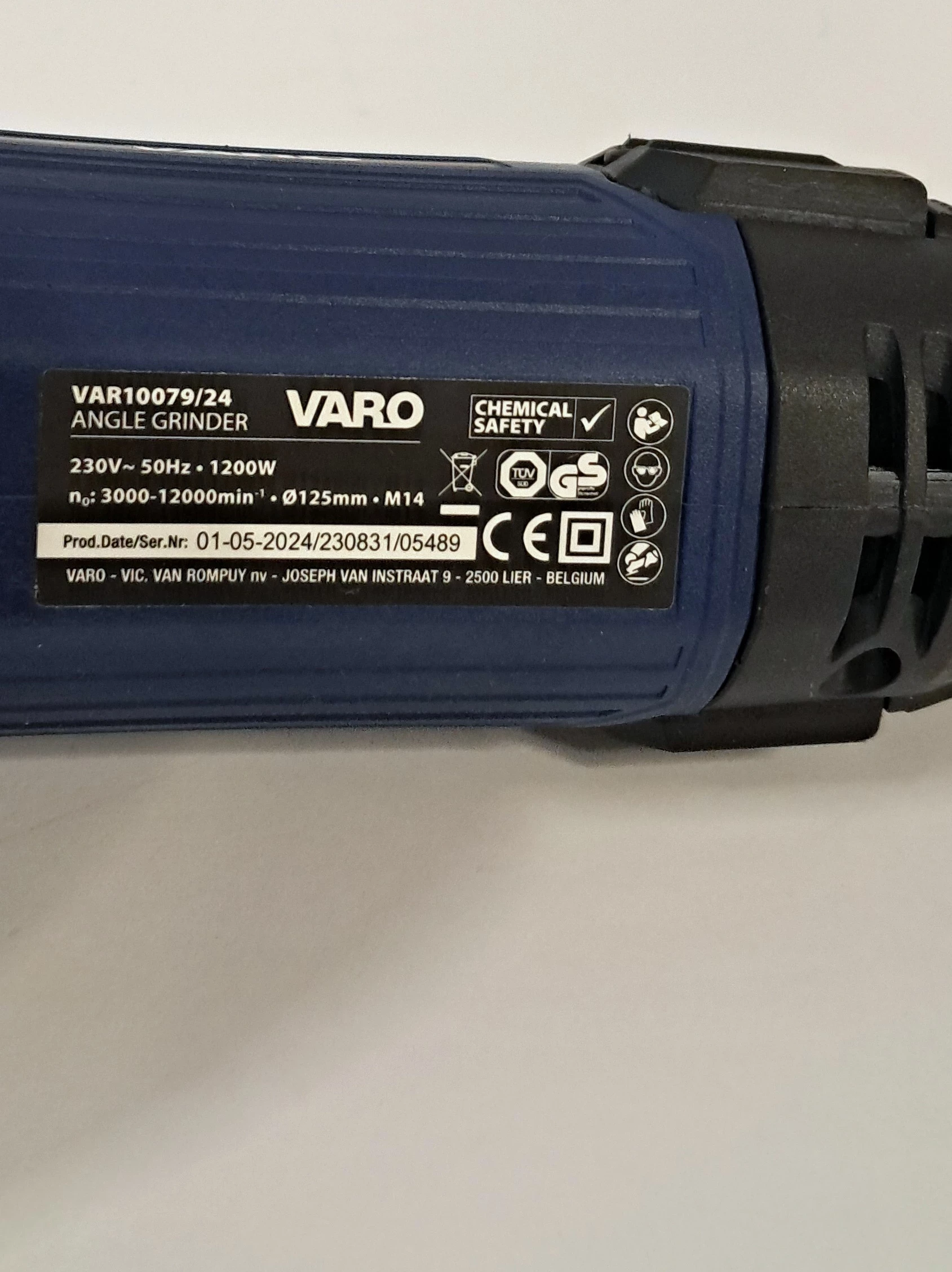 szlifierka-varo-var1007924-ean-gtin-5400338127847