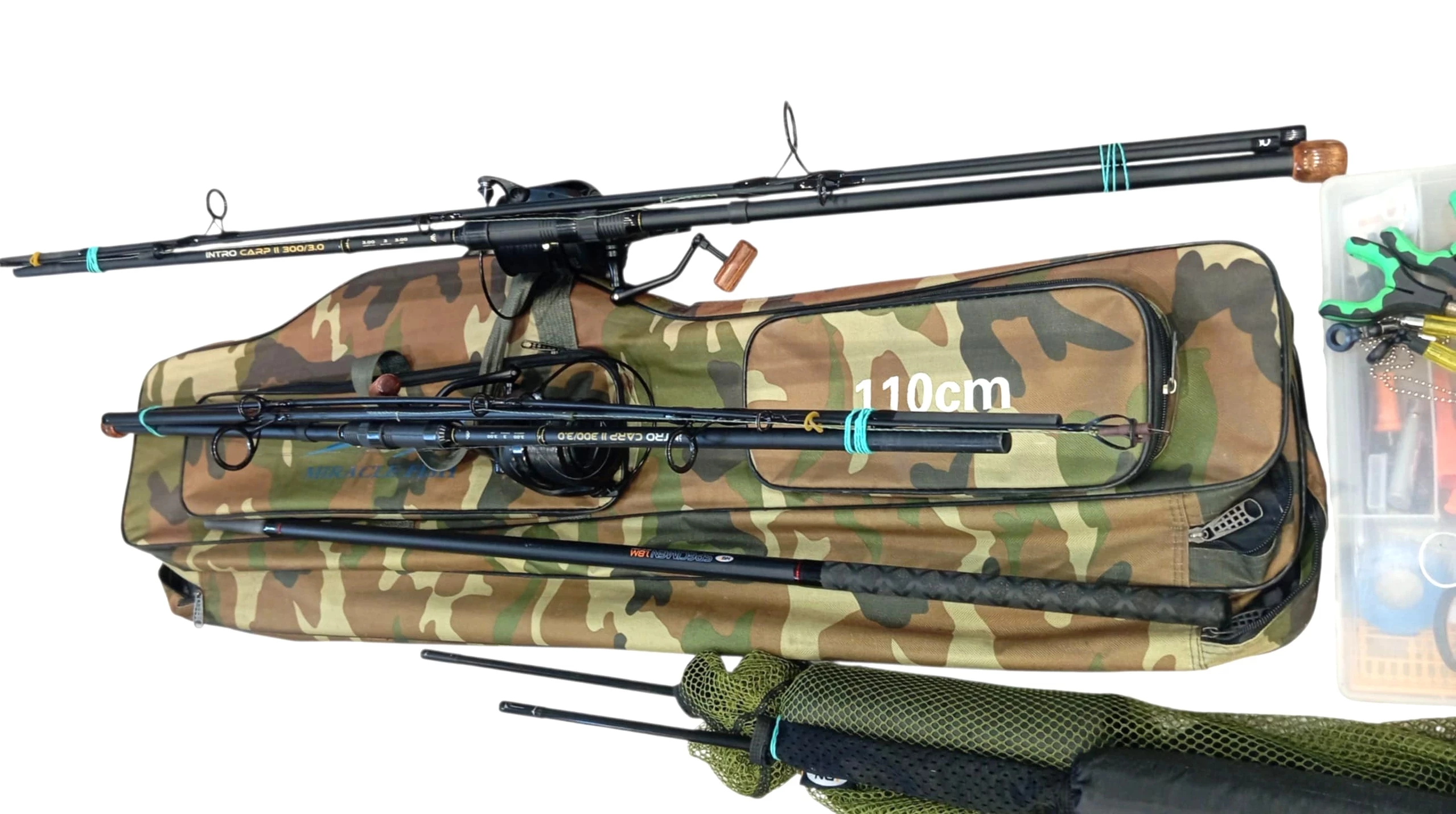 wedka-z-kolowrotkiem-intro-carpii-30030-futeral-dodatki-kod-producenta-waa738-300