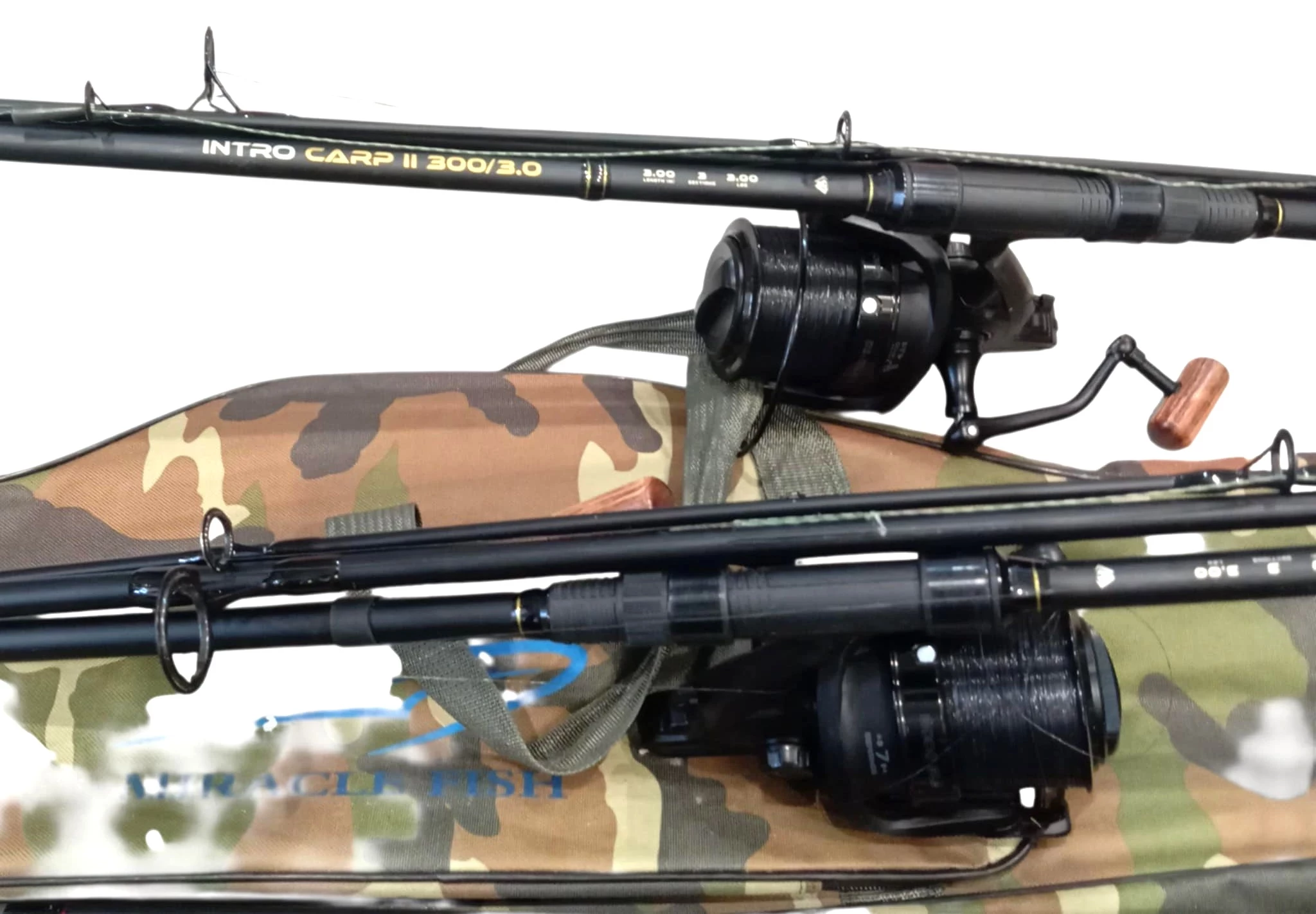 wedka-z-kolowrotkiem-intro-carpii-30030-futeral-dodatki-model-intro-ii-carp