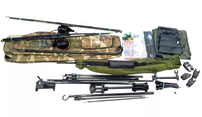 wedka-z-kolowrotkiem-intro-carpii-30030-futeral-dodatki-konstrukcja-wedki-228381-328733