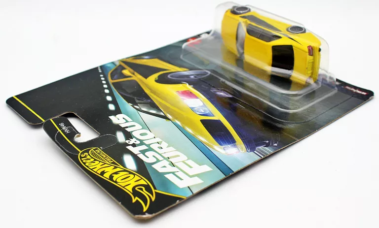 autko-hot-wheels-premium-fast-furious-toyota-chaser-jzx-100-45-hnw46-material-18136-8