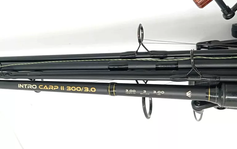 wedka-z-kolowrotkiem-intro-carpii-30030-futeral-dodatki-material-wedki-228389-328753