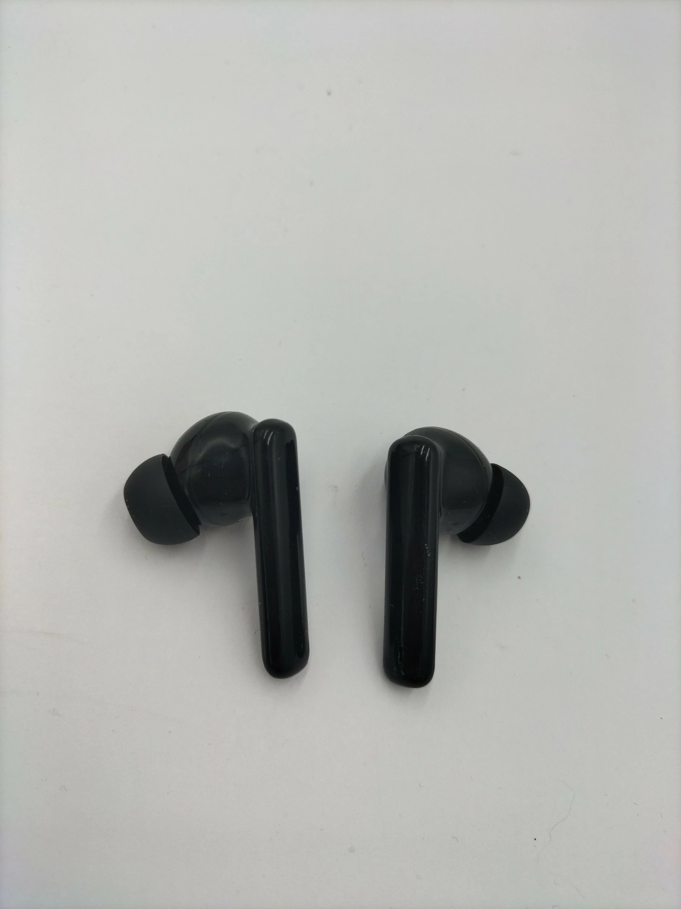 sluchawki-huawei-freebuds-4i-kolor-dominujacy-129357-2