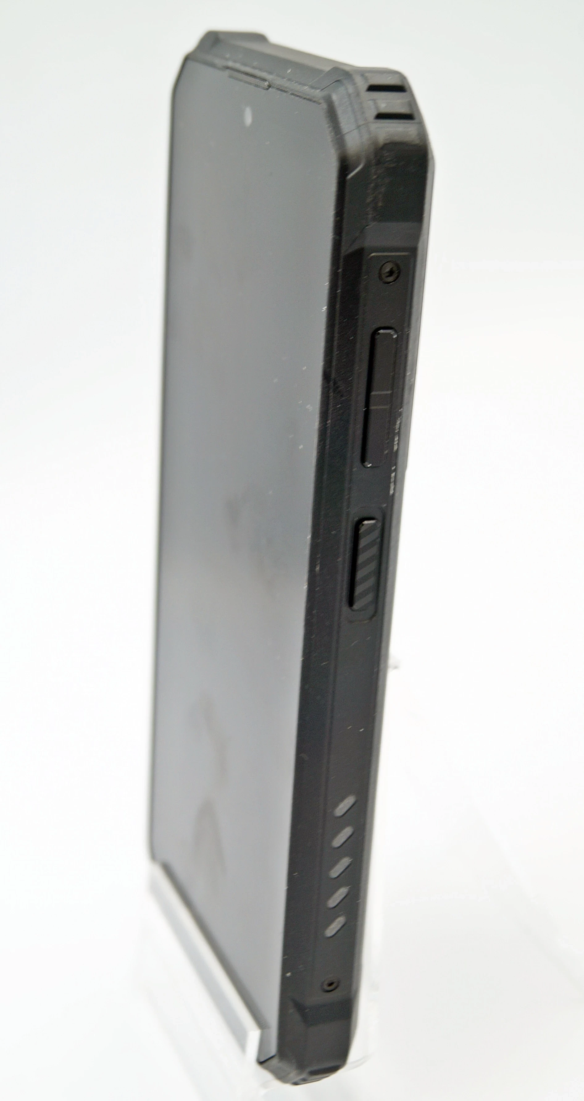 smartfon-oukitel-wp28e-464gb-wysmienity-przekatna-ekranu-652