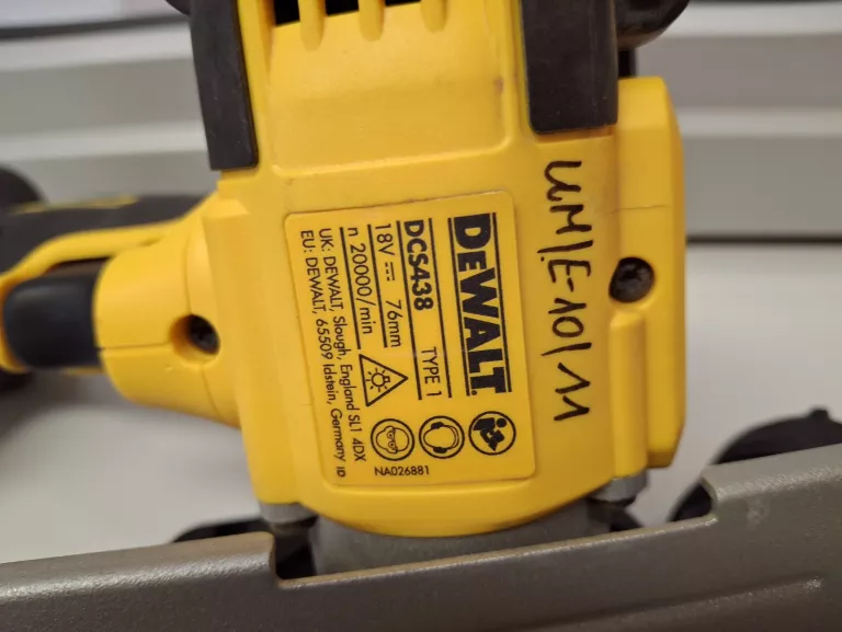 SZLIFIERKA PRZECINARKA PILARKA TARCZOWA AKUMULATOROWA DEWALT DCS438N BODY