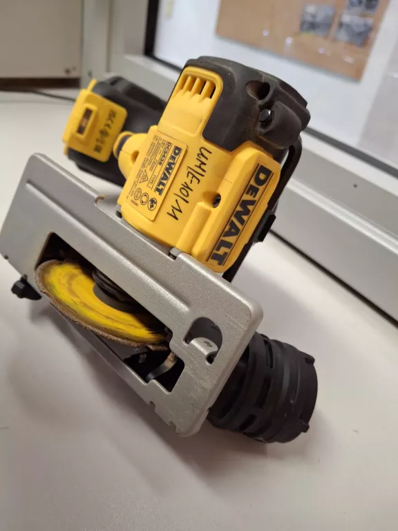 SZLIFIERKA PRZECINARKA PILARKA TARCZOWA AKUMULATOROWA DEWALT DCS438N BODY