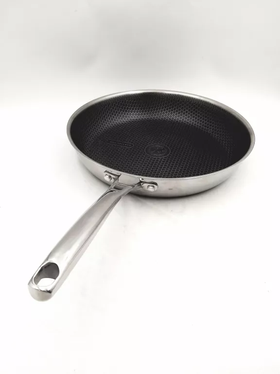 PATELNIA STALOWA POWŁOKA NIEPRZYWIERAJĄCA PLASTER MIODU DARTINGTON 32CM