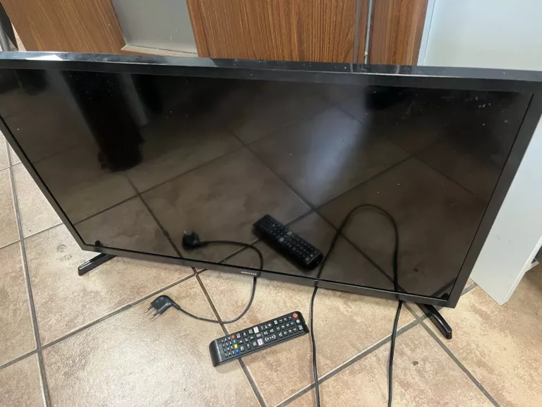 TV SAMSUNG 32 CALI UE32T5372