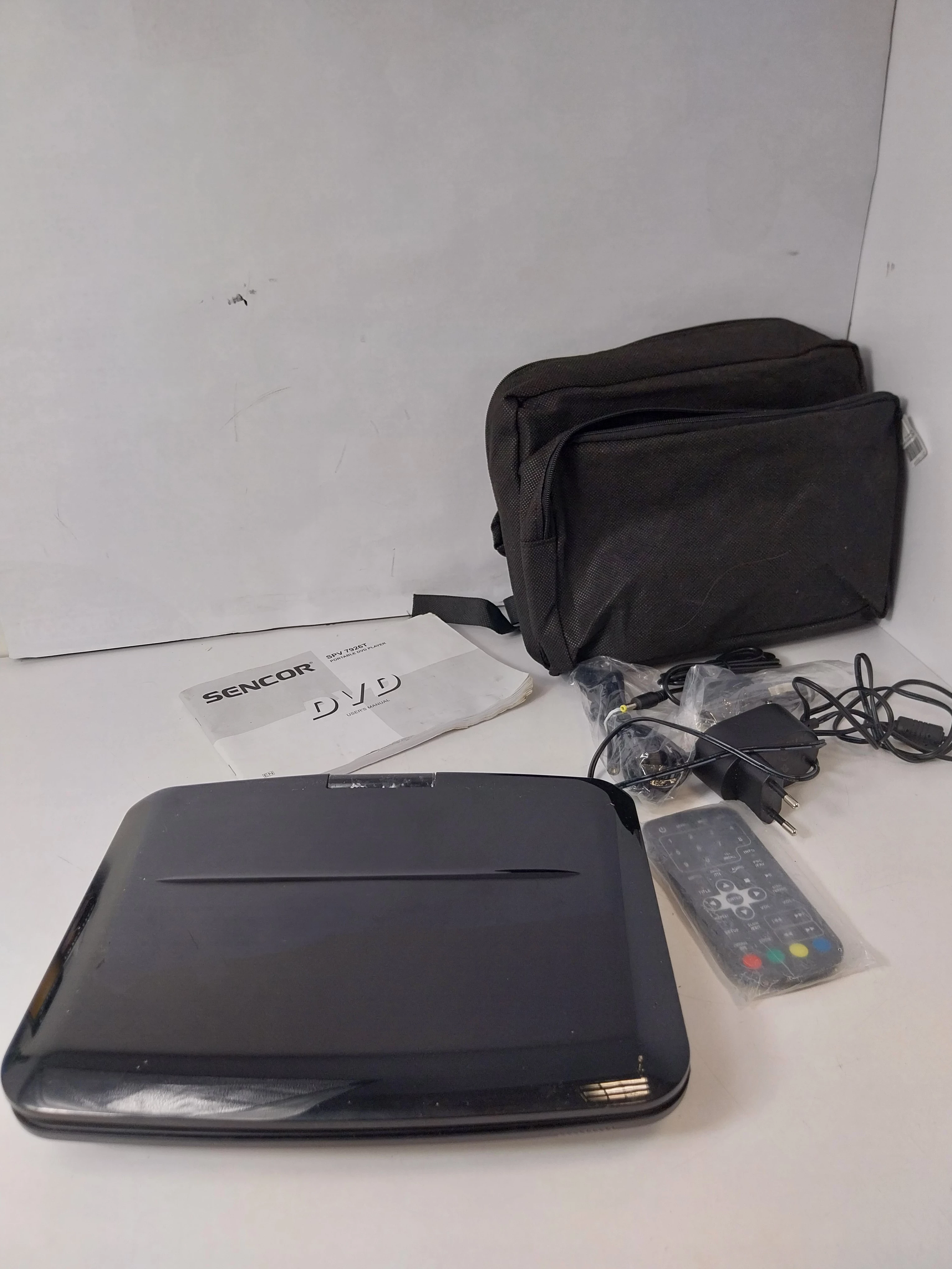 przenosny-odtwarzacz-dvd-spv7926t-ean-gtin-7445049446120