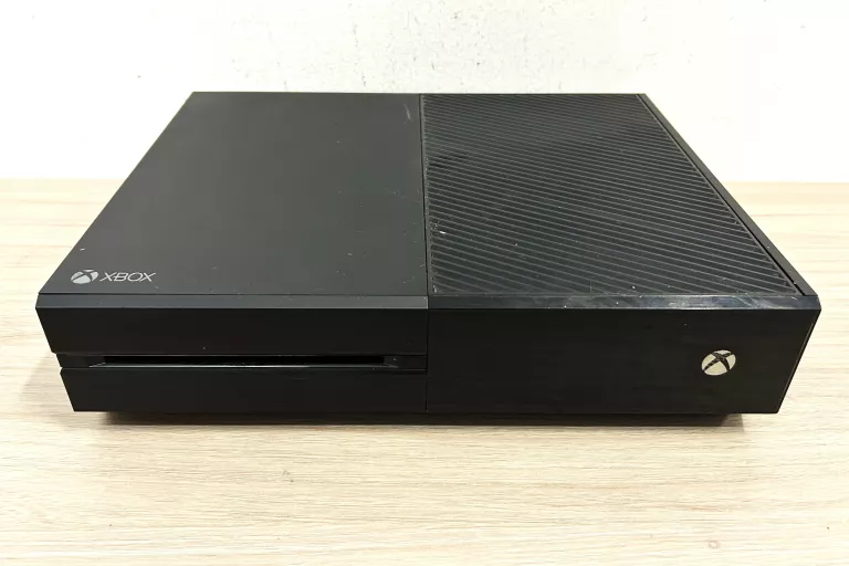 konsola-xbox-one-1540-500gb-wersja-konsoli-130591-1