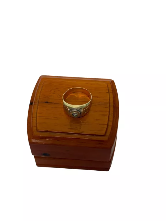 piekny-zloty-sygnet-r24-p585-rodzaj-2205-2