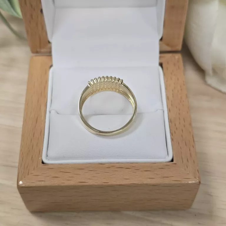 ŚLICZNY PIERŚCIONEK PR.585 2,89GR. ROZM,16