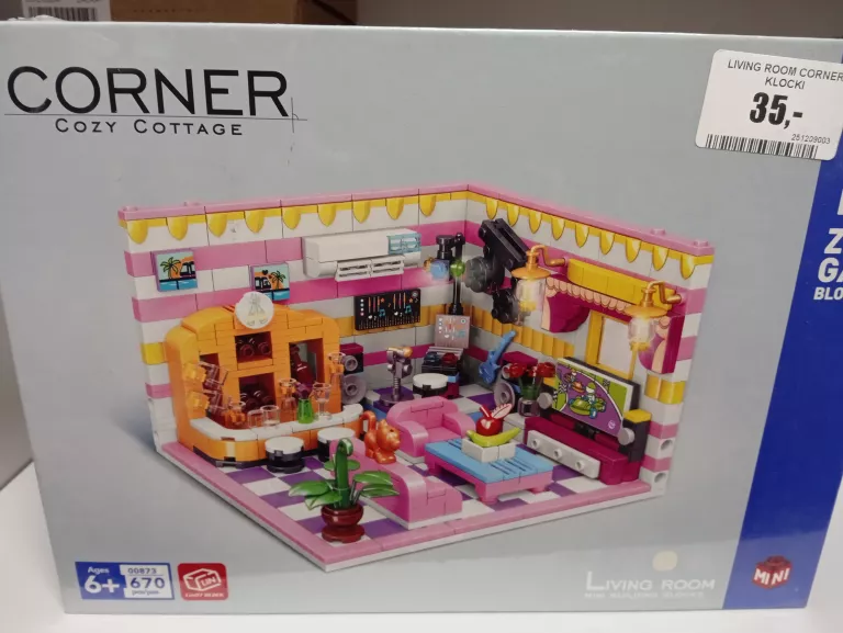 LIVING ROOM CORNER KLOCKI