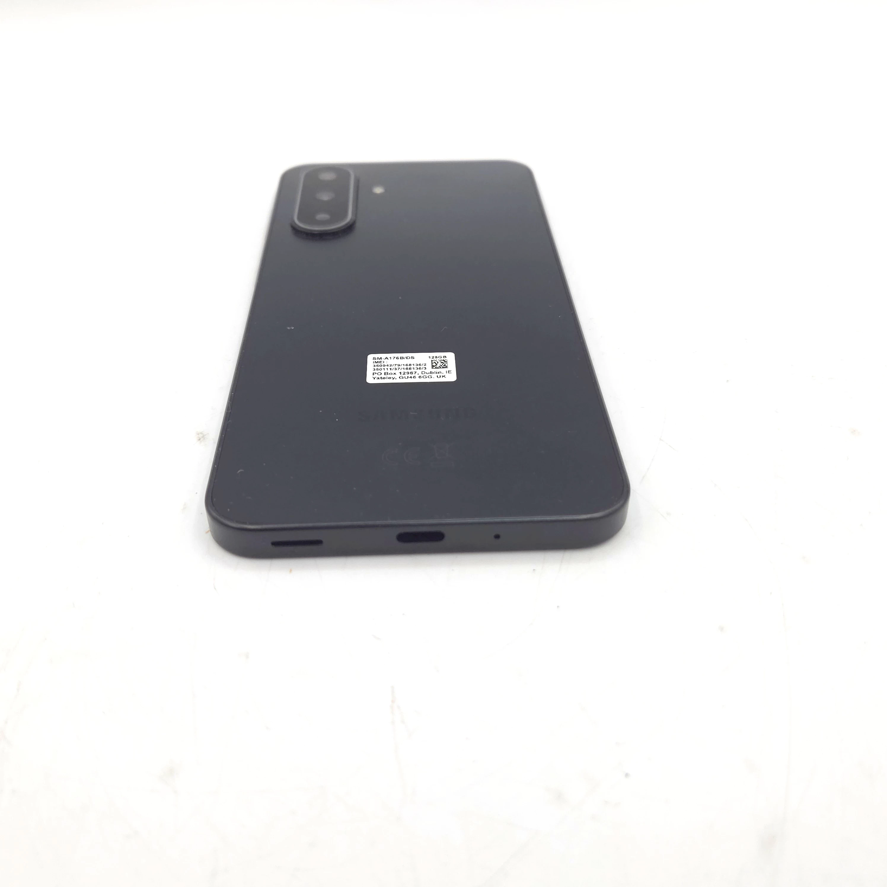 telefon-samsung-galaxy-a17-5g-128gb-transmisja-danych-217-2048