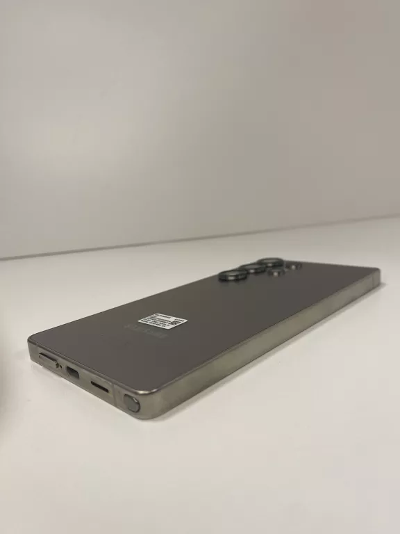 samsung-galaxy-s25-ultra-12512-gb-zestaw-opis-wbudowana-pamiec-202869-214181