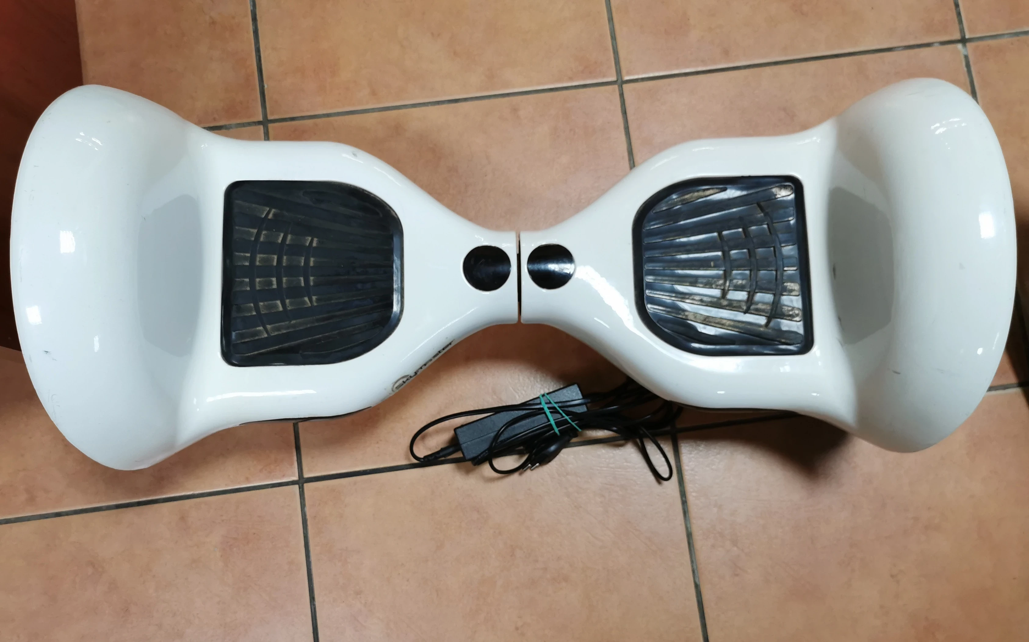 deskorolka-balansowa-skymaster-2-wheels-10-biala-gen-augusta-emila-fieldorfa-nila-2c-ostroleka