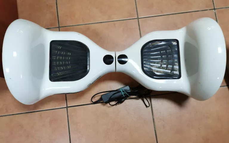 deskorolka-balansowa-skymaster-2-wheels-10-biala-gen-augusta-emila-fieldorfa-nila-2c-ostroleka