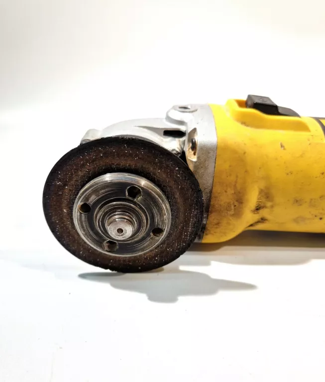 SZLIFIERKA KĄTOWA DEWALT DWE4117