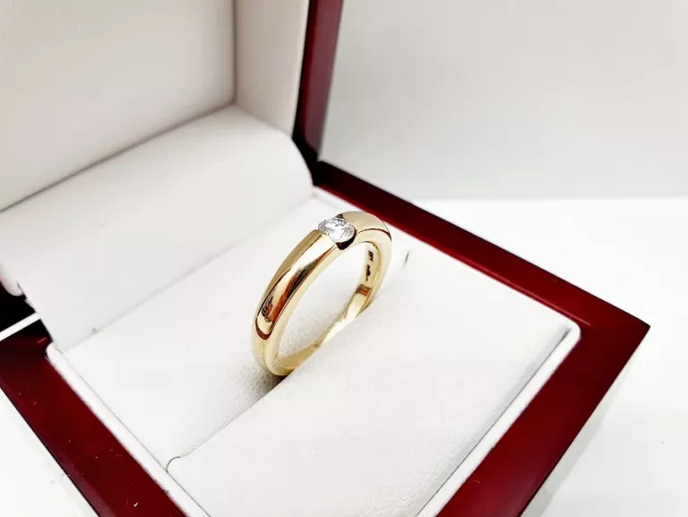 OBŁĘDNY ELEGANCKI ZŁOTY PIERŚCIONEK Z BRYLANTEM P585 14CT 4,96 G R13