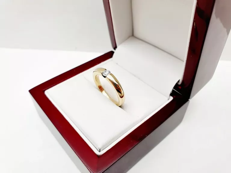 OBŁĘDNY ELEGANCKI ZŁOTY PIERŚCIONEK Z BRYLANTEM P585 14CT 4,96 G R13