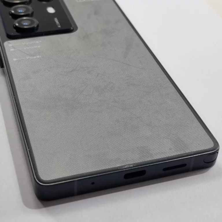 PODRABIANY SAMSUNG S25 ULTRA ETUI