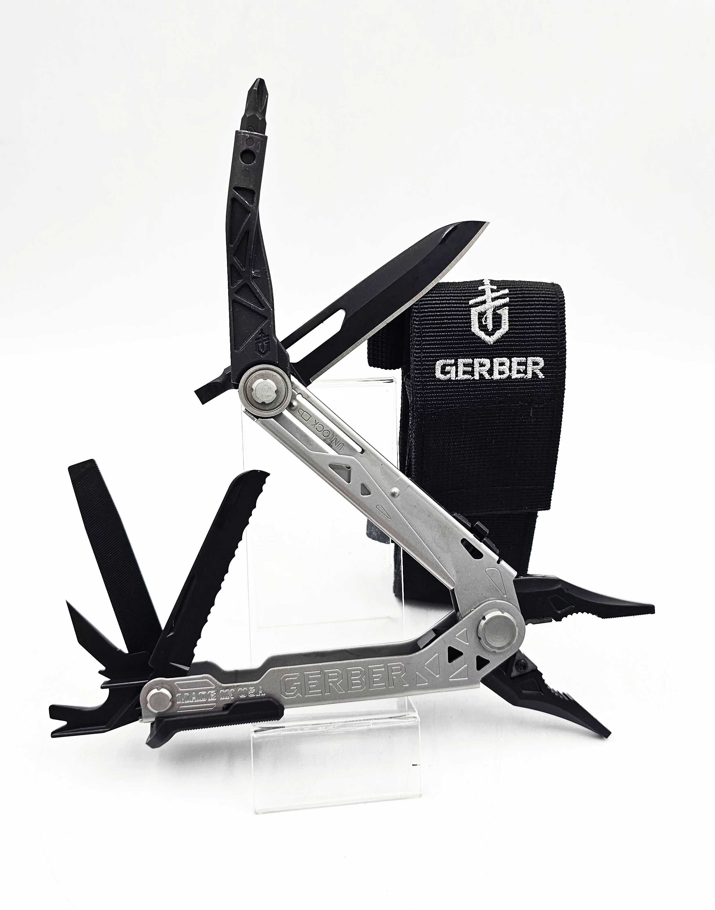 multitool-gerber-center-drive-31-003613-srebrno-czarny-etui-stan-11323-238058