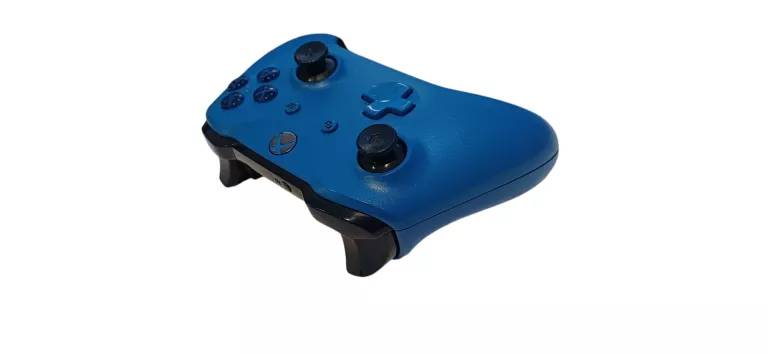 pad-xbox-one-bezprzewodowy-rynek-4-zagan