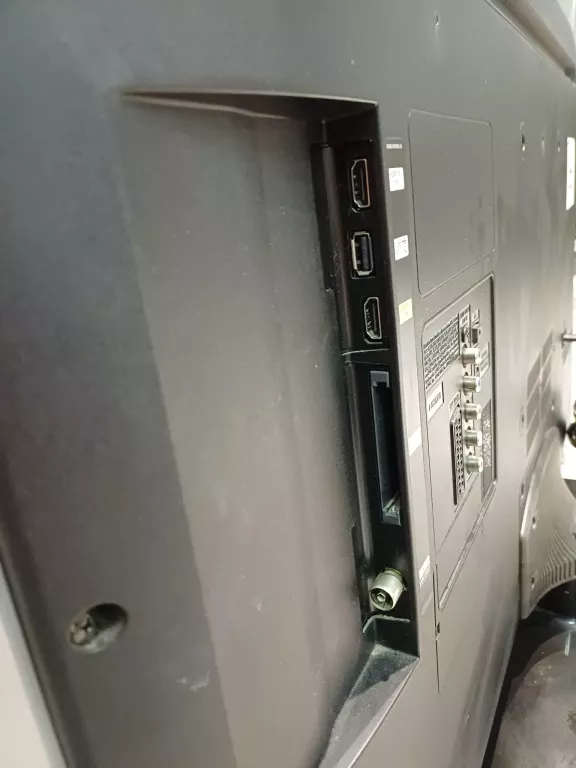 TELEWIZOR  SAMSUNGUE42F5000AW PILOT