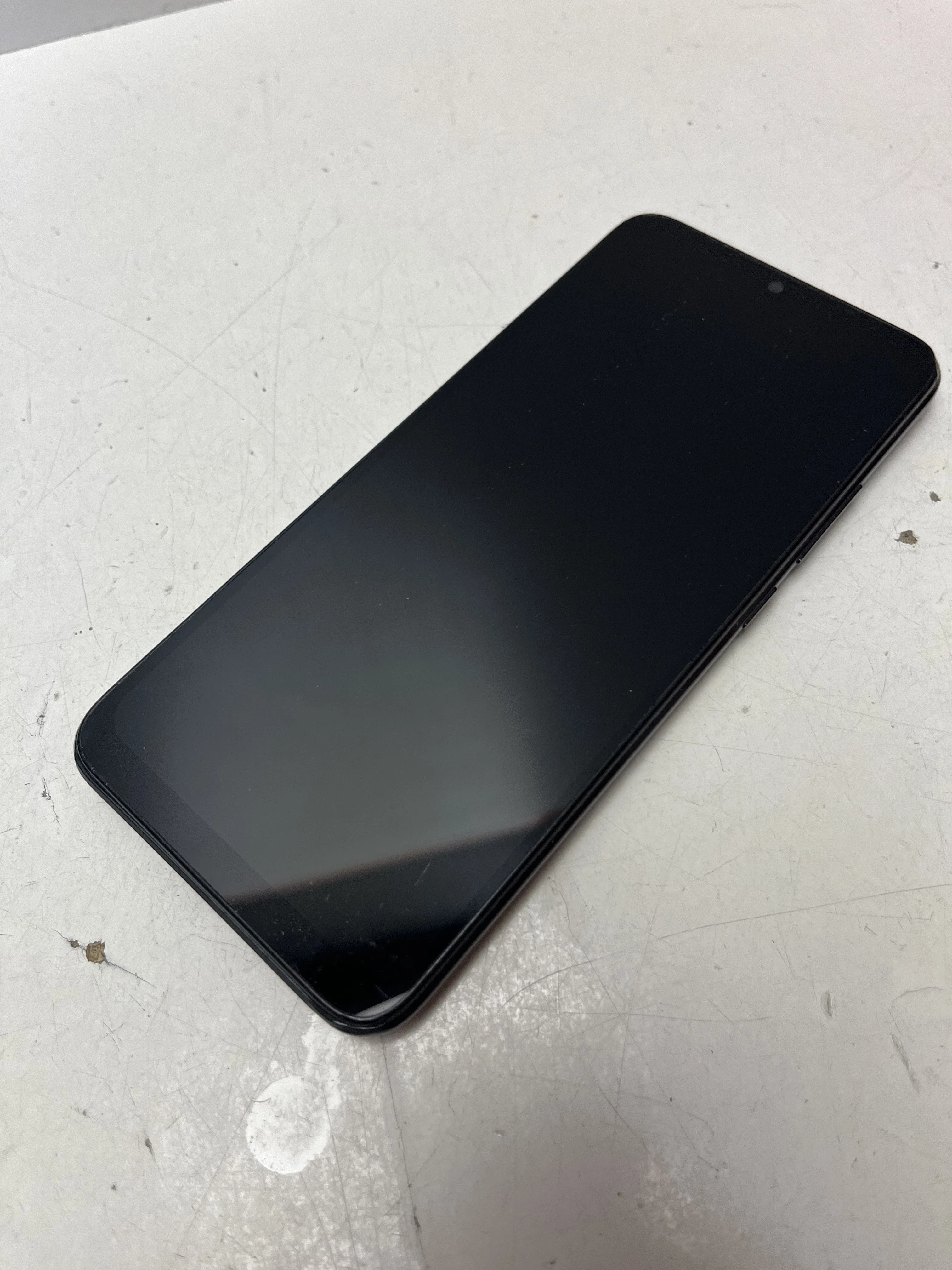 telefon-redmi-9a-232-opis-stan-11323-2