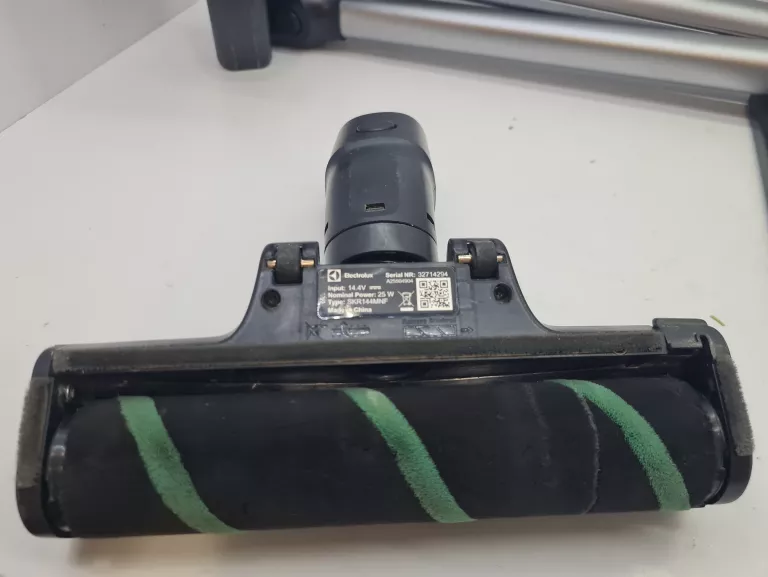 odkurzacz-pionowy-electrolux-ep71u142xn-czas-pracy-bezprzewodowej-40