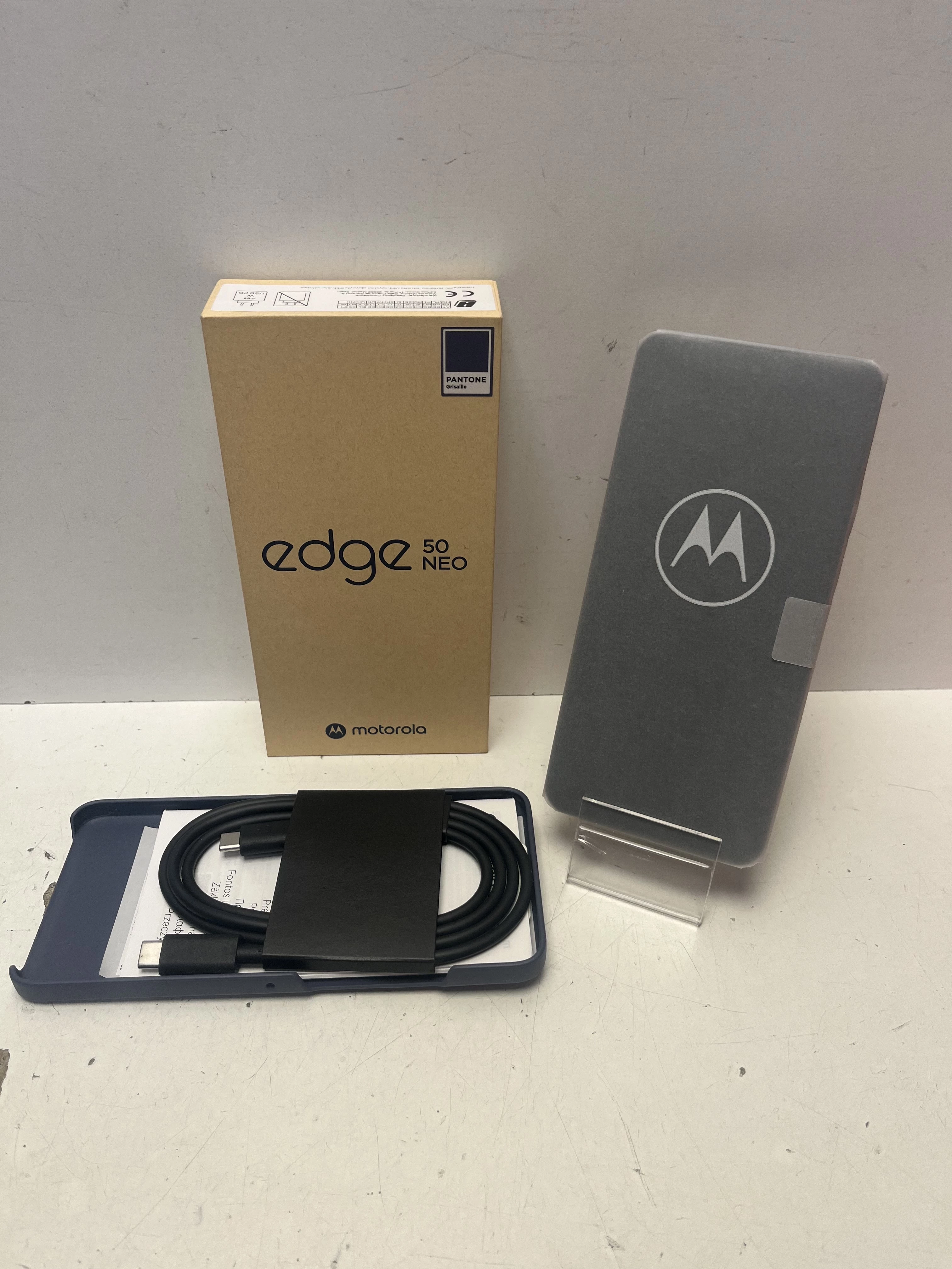 telefon-motorola-moto-edge-50-neo-12512gb-osiedle-teatralne-3u15-krakow