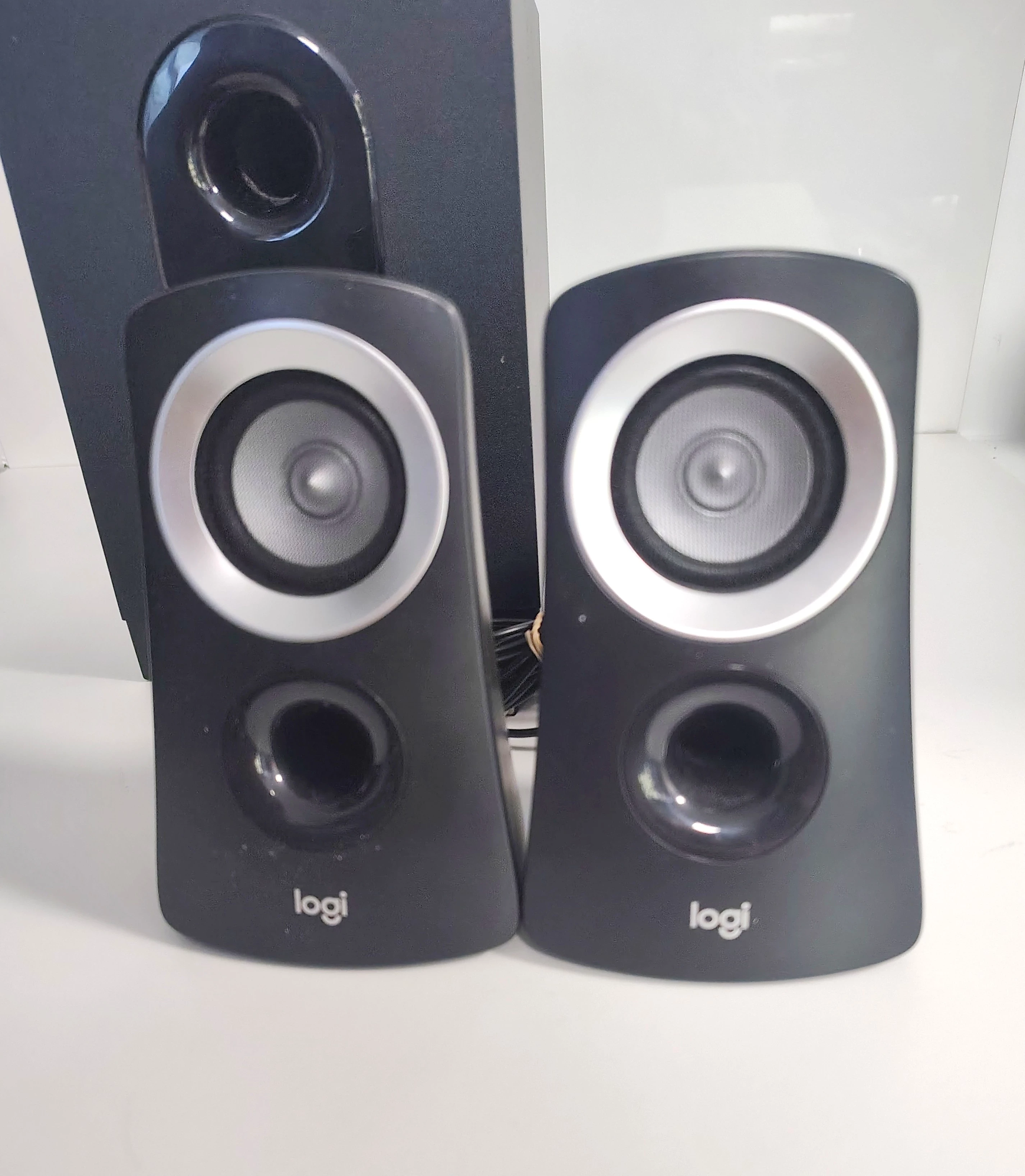 zestaw-glosnikow-21-logitech-z313-kod-producenta-980-000413