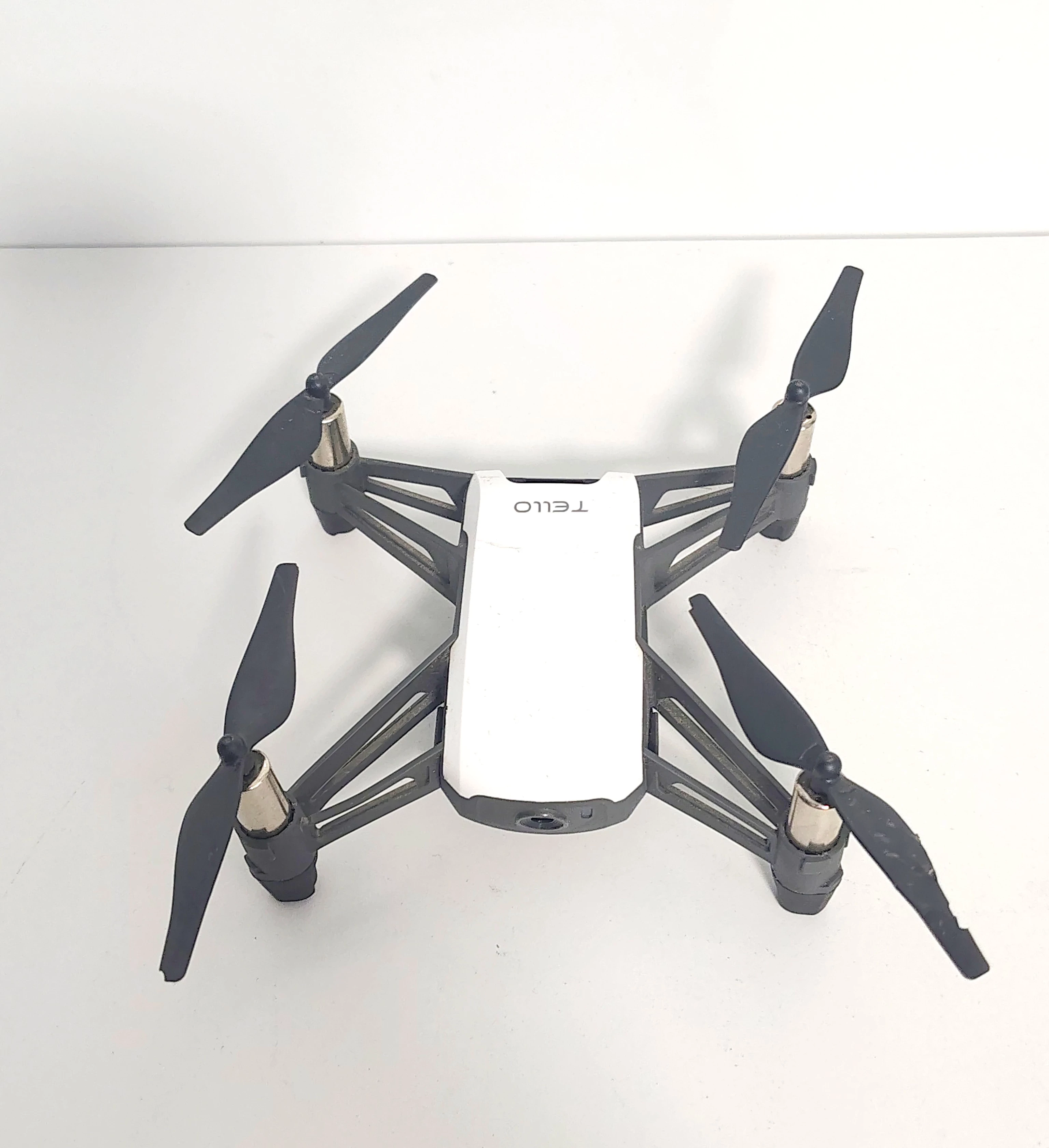 dron-dji-ryze-tello-100-m-1100-mah-grochowska-8385-poznan-ska-x