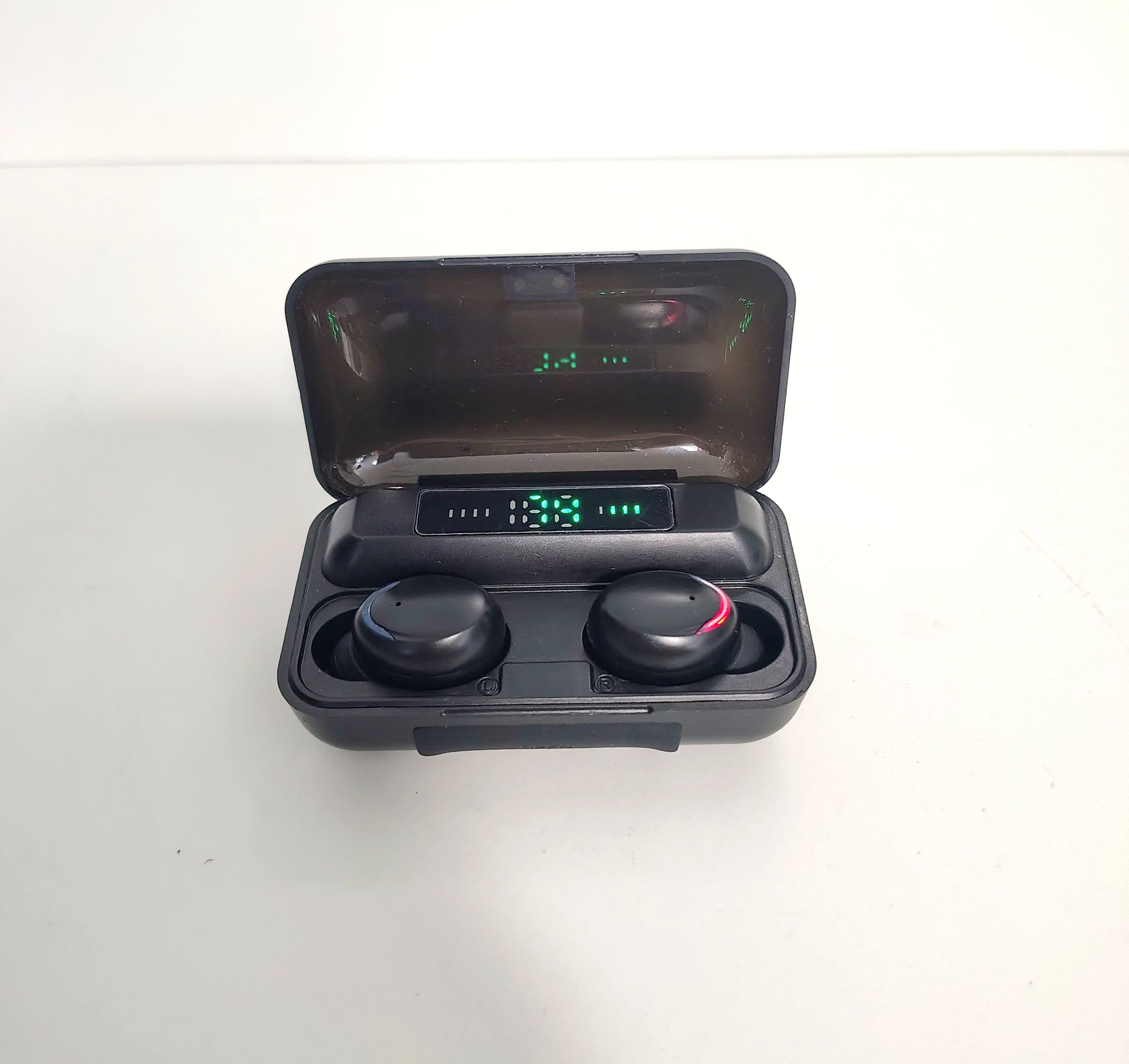 sluchawki-bezprzewodowe-pepco-czarne-grochowska-8385-poznan-ska-x