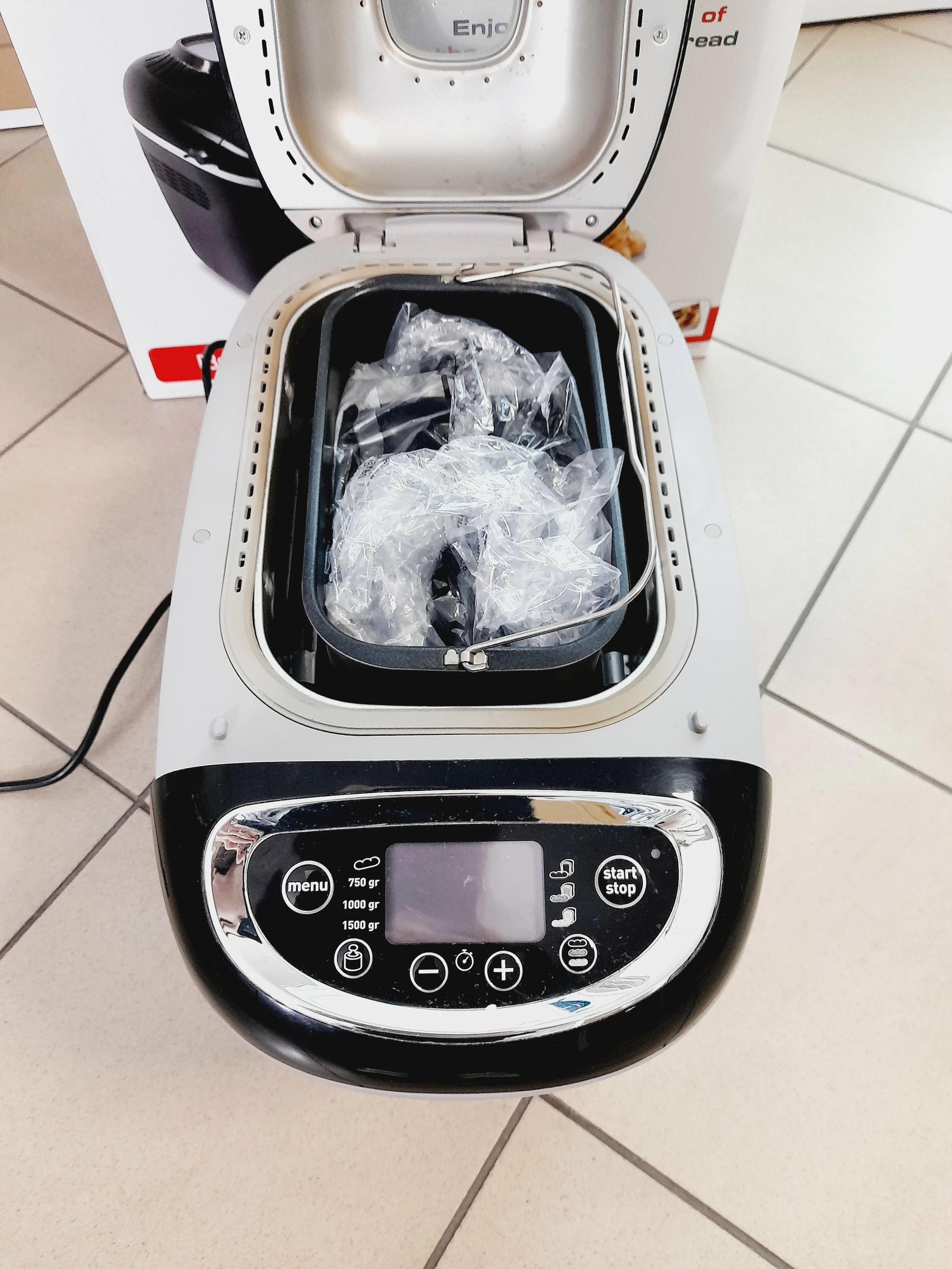 wypiekacz-do-chleba-tefal-pf6118-1600-w-kolor-dominujacy-129357-3