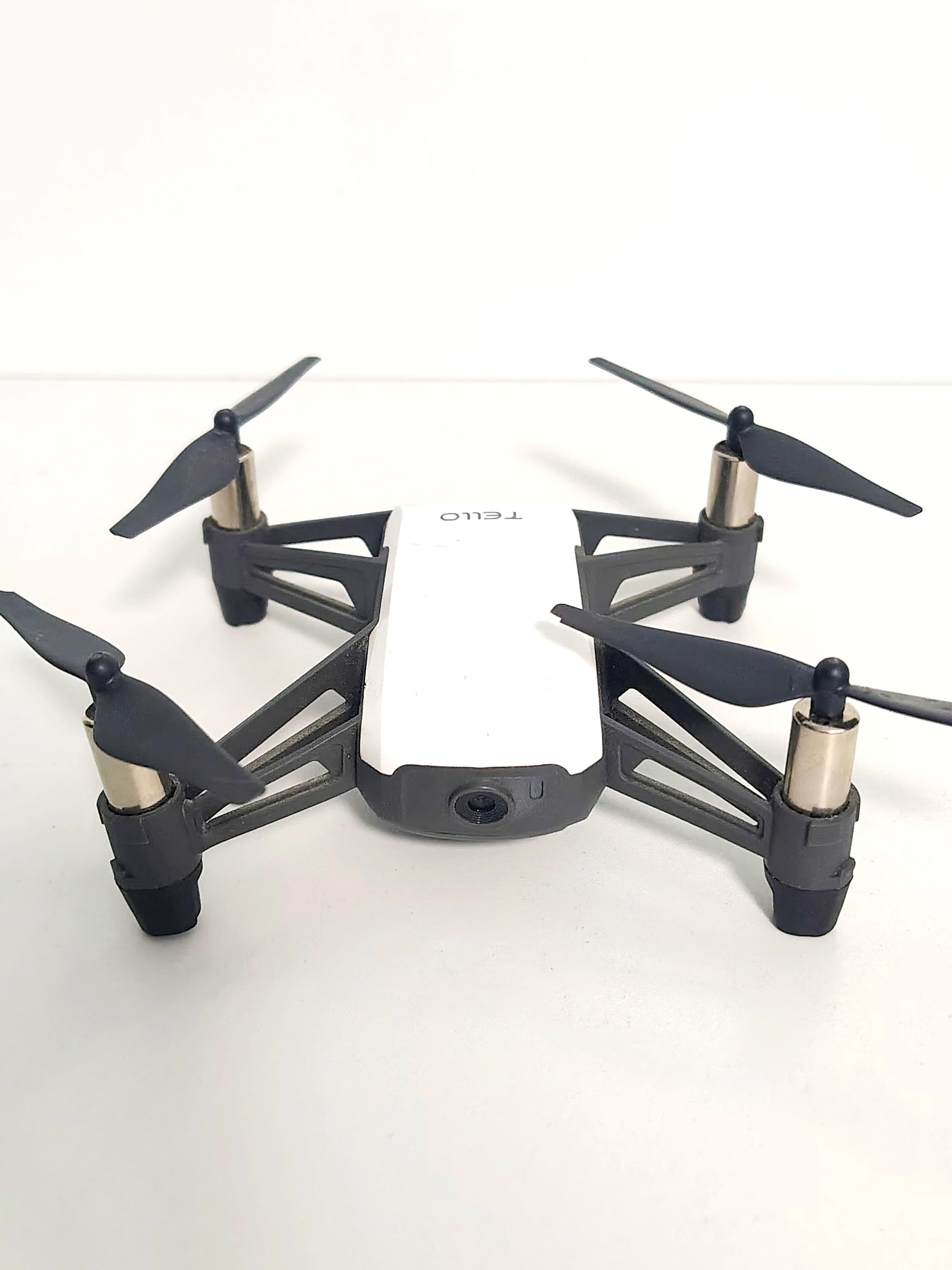 dron-dji-ryze-tello-100-m-1100-mah-marka-248811-1136865