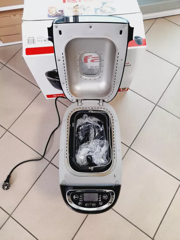 wypiekacz-do-chleba-tefal-pf6118-1600-w-stan-11323-2