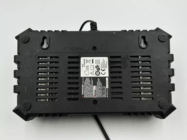 ŁADOWARKA PODWÓJNA DO AKUMULATORÓW PARKSIDE PDSLG 20 B1