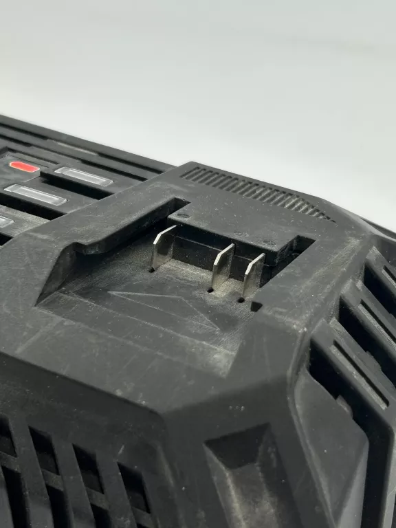 ŁADOWARKA PODWÓJNA DO AKUMULATORÓW PARKSIDE PDSLG 20 B1