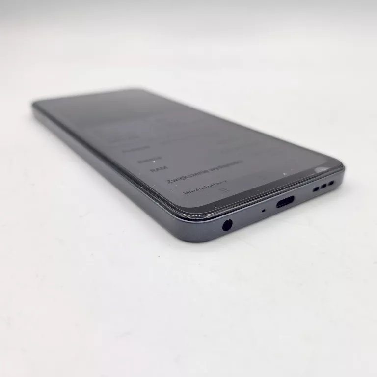 oppo-a5x-4glte-4128gb-niebieski-przekatna-ekranu-667