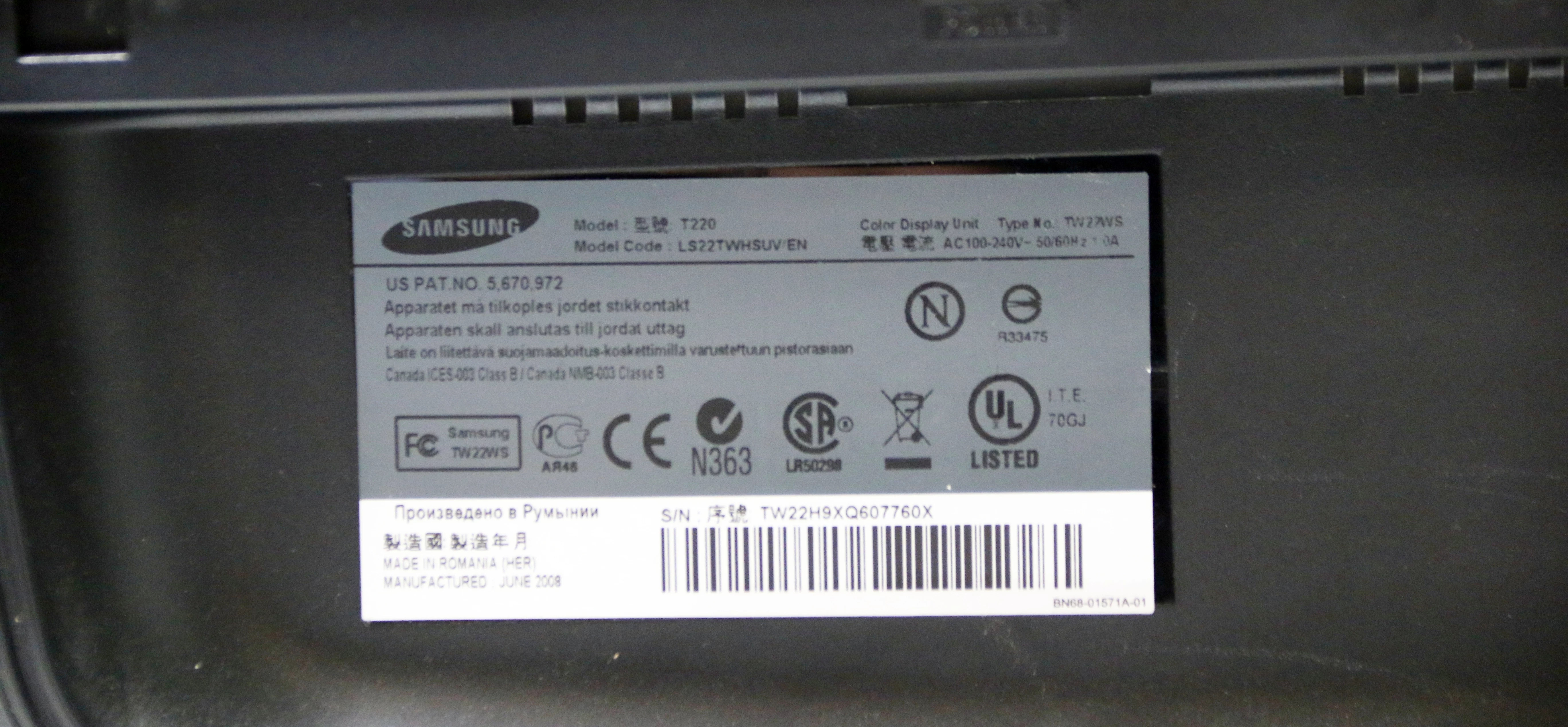 monitor-samsung-t220-22-1680x1050px-1610-vgadvi-stan-11323-2