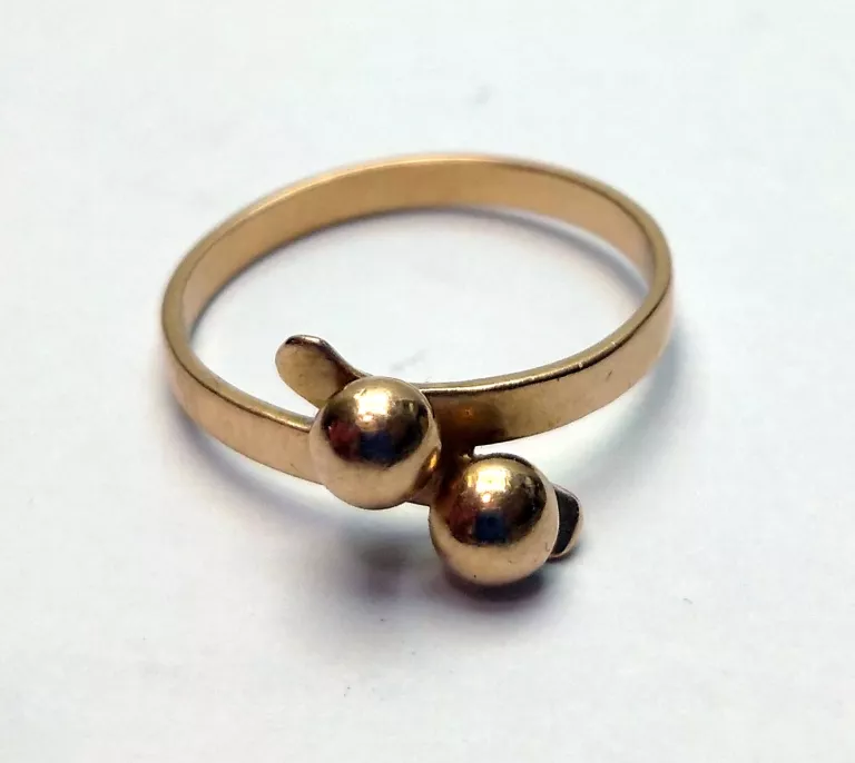 WYRÓB JUBILERSKI UŻYWANY PIERŚCIONEK 2,79G