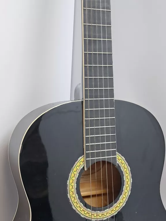 gitara-klasyczna-44-kod-producenta-gitarka-akustyczna-zestaw-akcesoriow