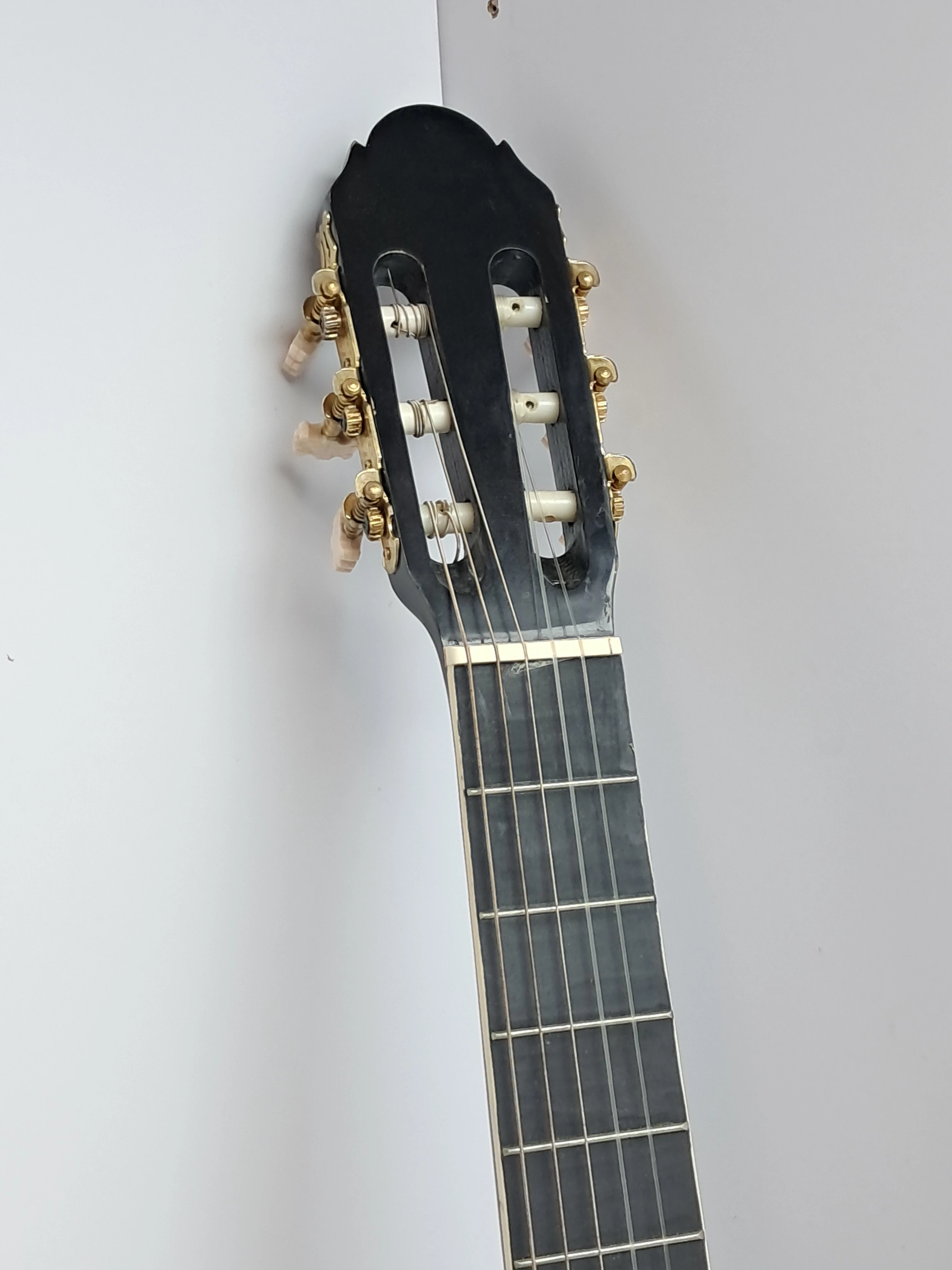 gitara-klasyczna-44-marka-248811-958954